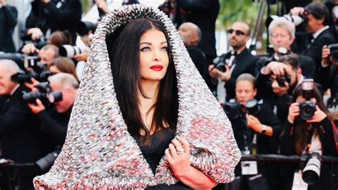 aishwarya rai lv bag 3 lakh|All about Aishwarya Rai’s INR 2 lakh Dolce & Gabbana statement .